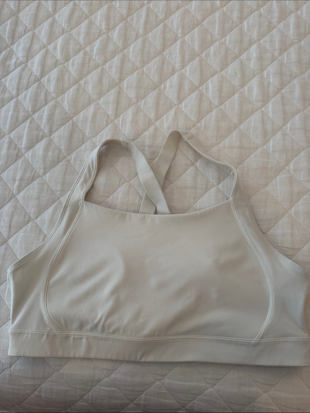 Old Navy Cream Crossback High-Neck Sports Bra